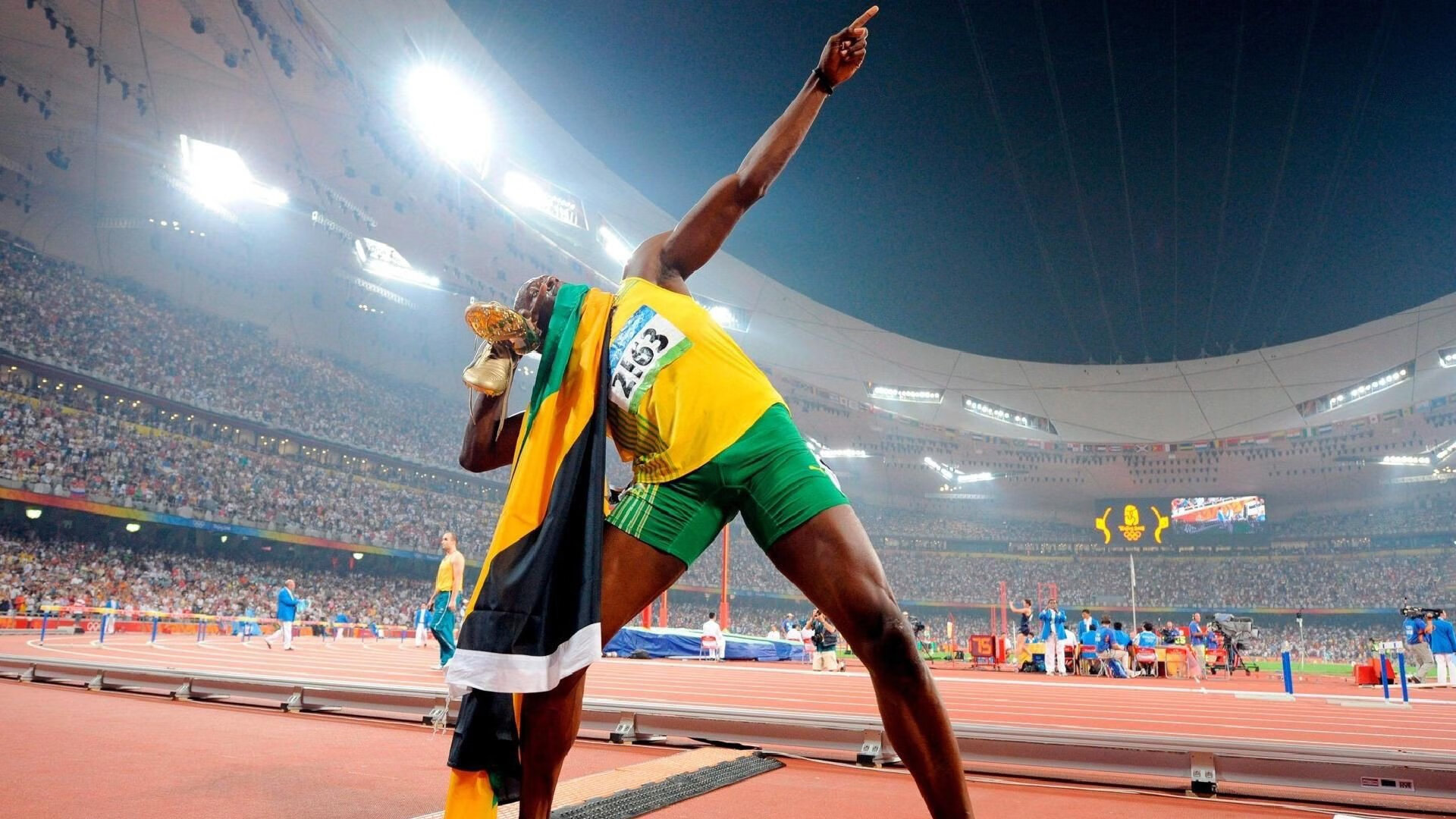 塞内加尔横扫瑞士创历史，卡瓦哈尔刷新纪录成传奇