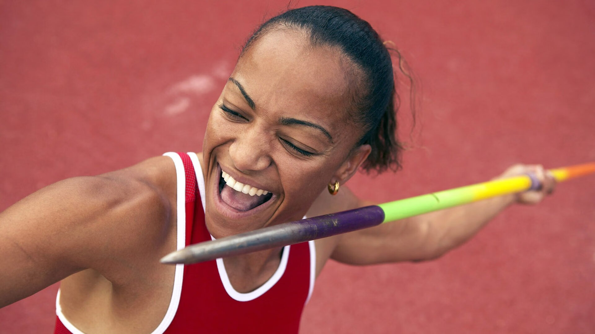 雄鹿完胜湖人背后，孙铭徽的高光如何映照篮球世界的多元可能